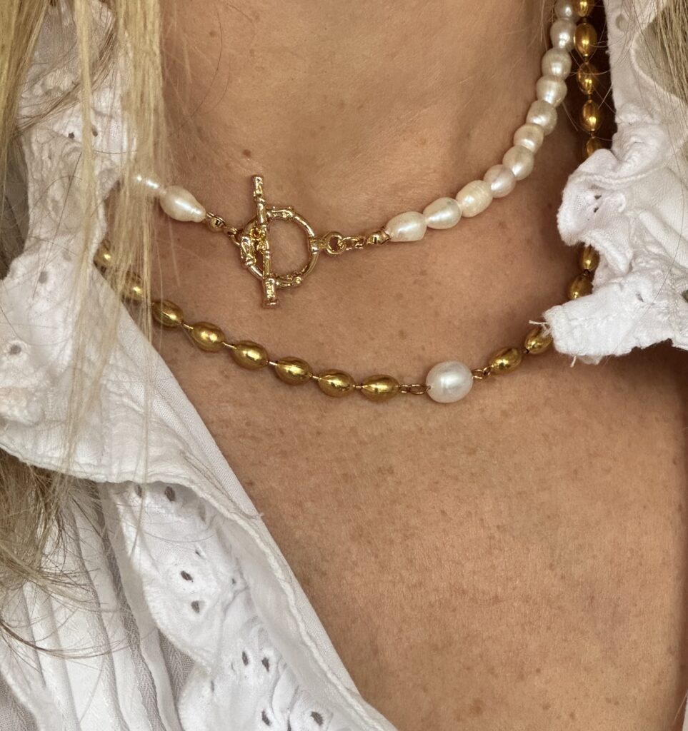 Gold Beaded Necklace with Freshwater Pearl